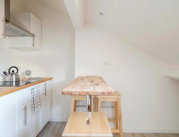 Sammartini Nice Attic Apartment มิลาน ภายนอก รูปภาพ