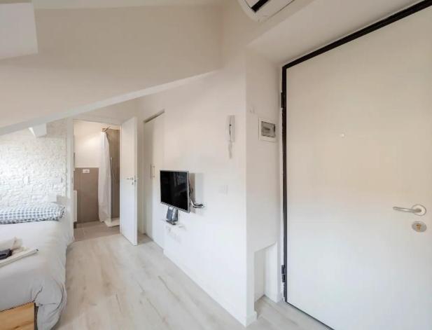 Sammartini Nice Attic Apartment มิลาน ภายนอก รูปภาพ